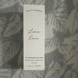 Earth Harbor Luna Rain Phyto-Resurfacing Night Serum - White
